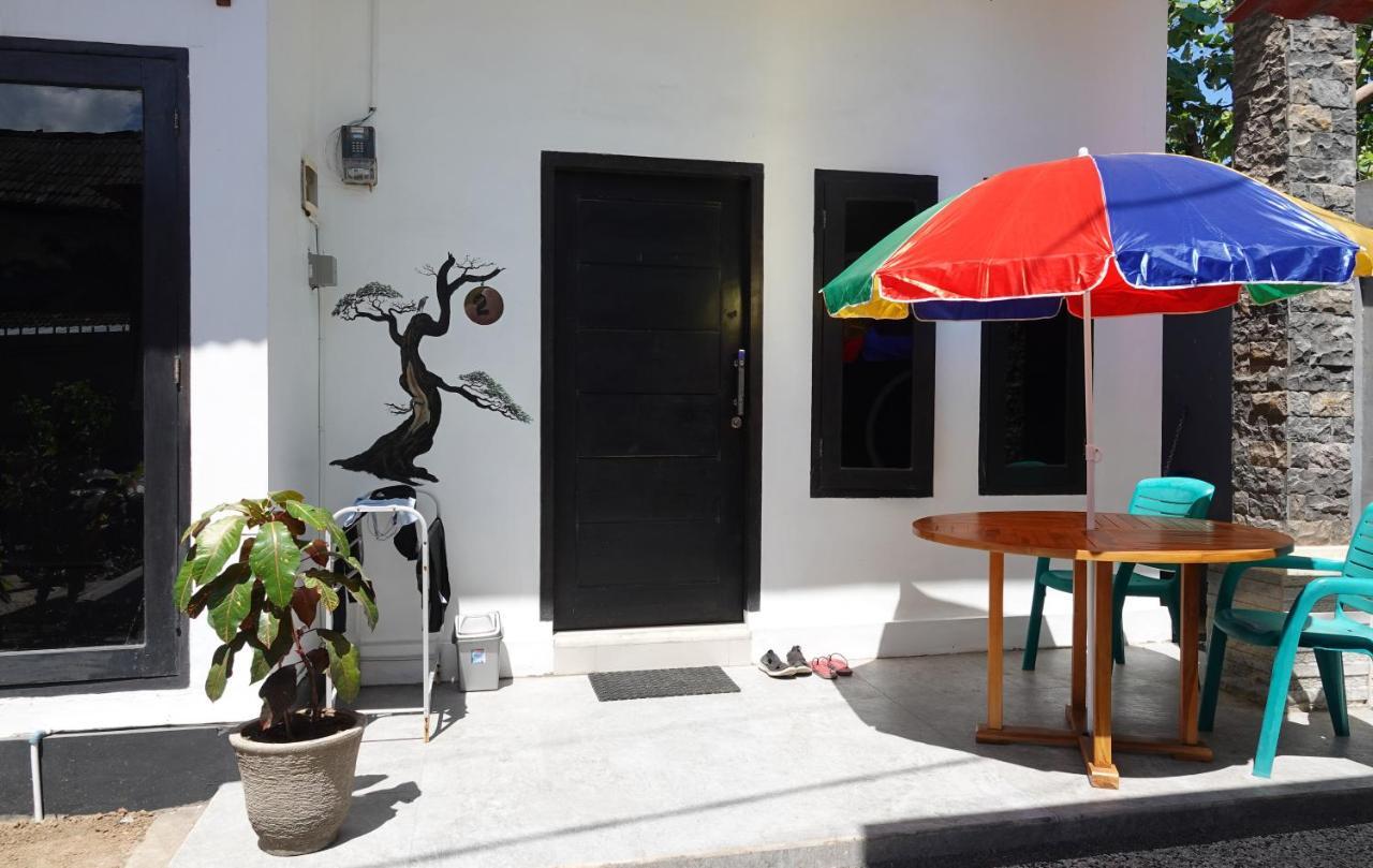 Wave House Gerupuk South Lombok Bed & Breakfast ปรายา ภายนอก รูปภาพ